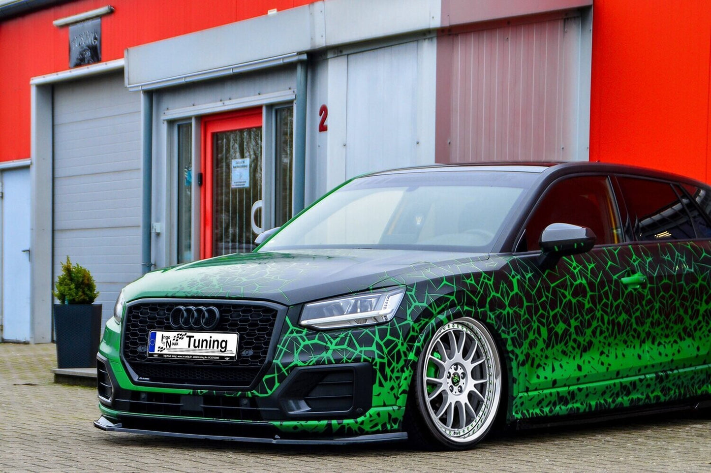 CUP Frontspoilerlippe ABS Audi Q2 GA, MK1 Bj.: 2016-2020 Schwarz Glanz