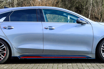 CUP Seitenschwellersatz mit Wing hinten Kia Pro Ceed GT Schwarz Glanz