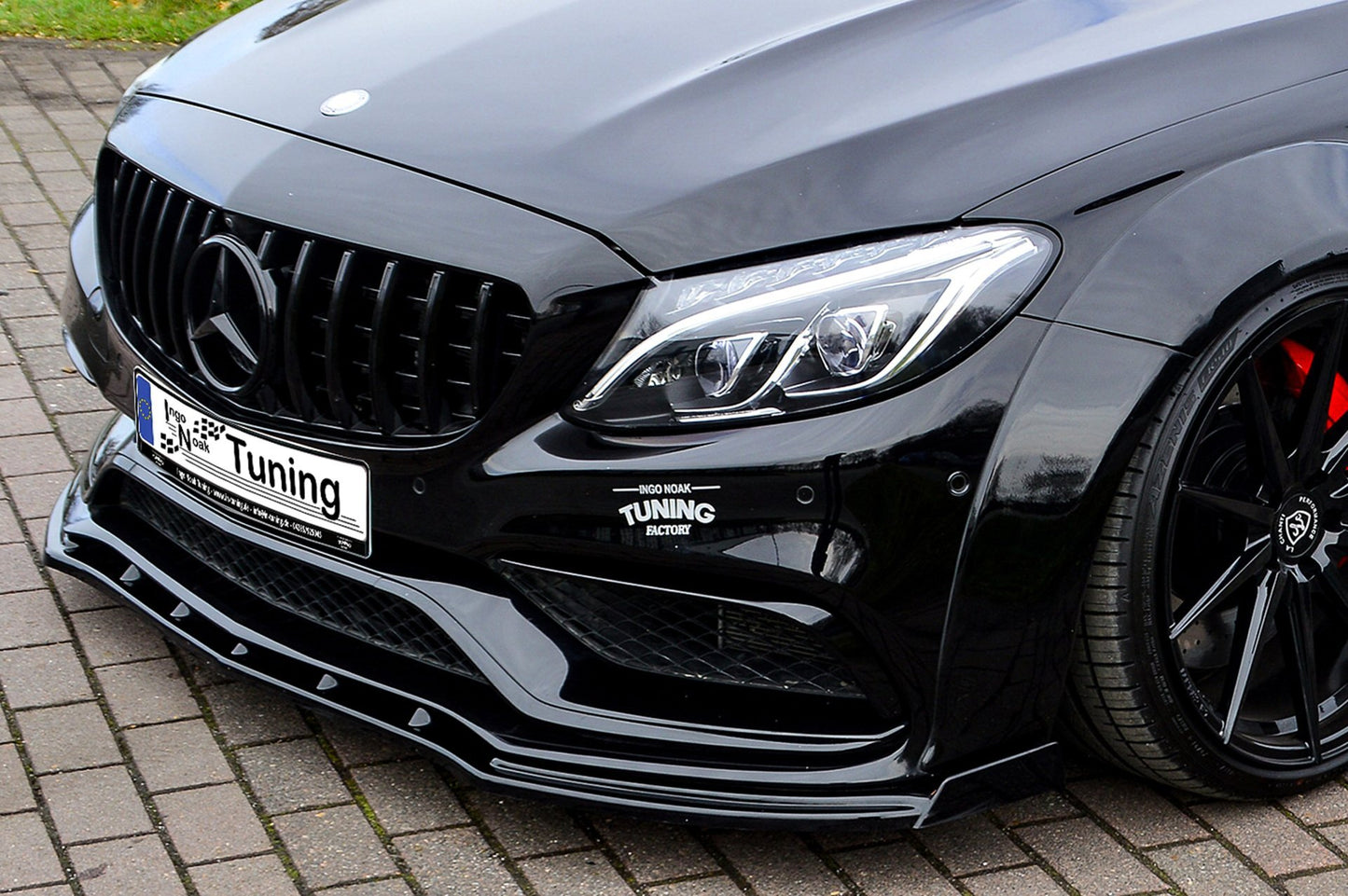 CUP Frontspoilerlippe mit Seitenwing Mercedes Benz C63 AMG S205 T-Modell Schwarz Matt