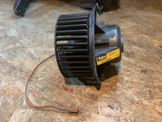VW Golf III, Vento Gebläsemotor Lüftung Original Valeo NEU