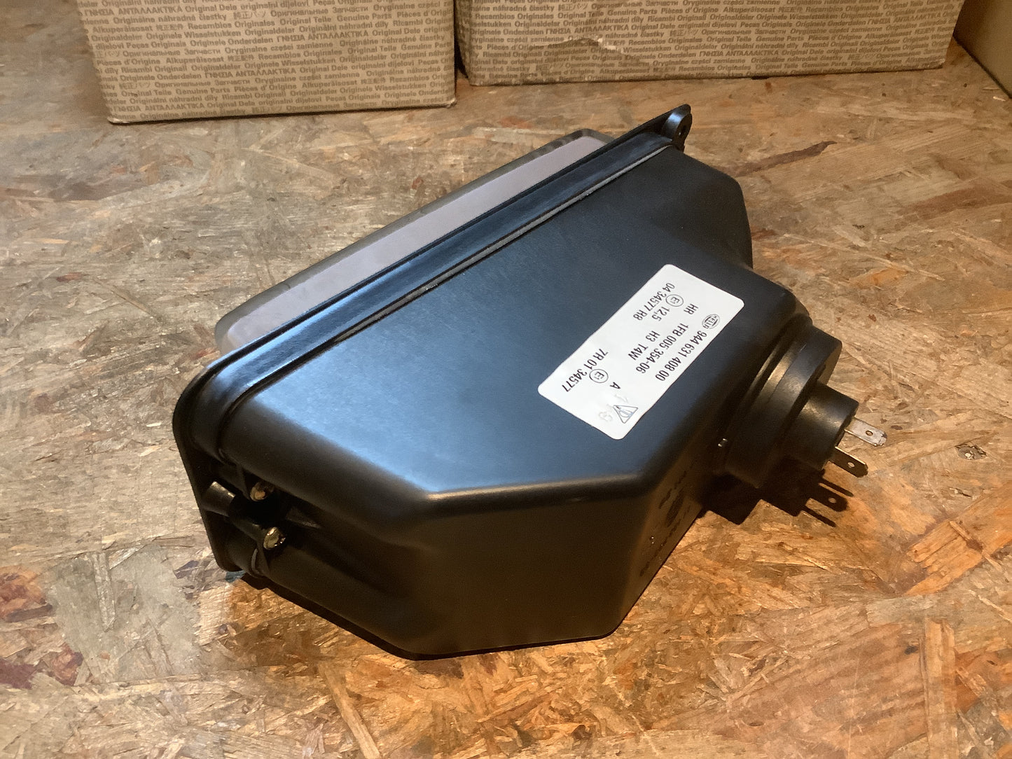 Porsche 944 Scheinwerfer rechts Original Genuine Parts NEU