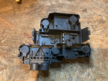 VW Golf II Lampenträger hinten links Original VW NEU