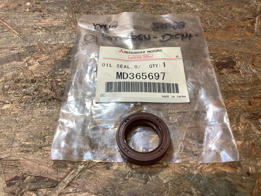 Mitsubishi Lancer, Pajero Ölpumpen-Dichtung Original Mitsubishi NEU