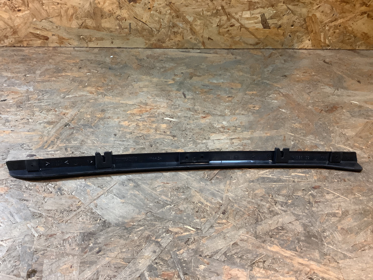 Mitsubishi Space Star Zierleiste, Fenster, links Original NEU