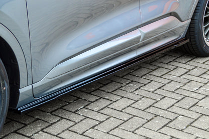 Seitenschwellersatz CUP Ford Kuga 3, Typ DFK ab Bj.: 2019- Schwarz Matt