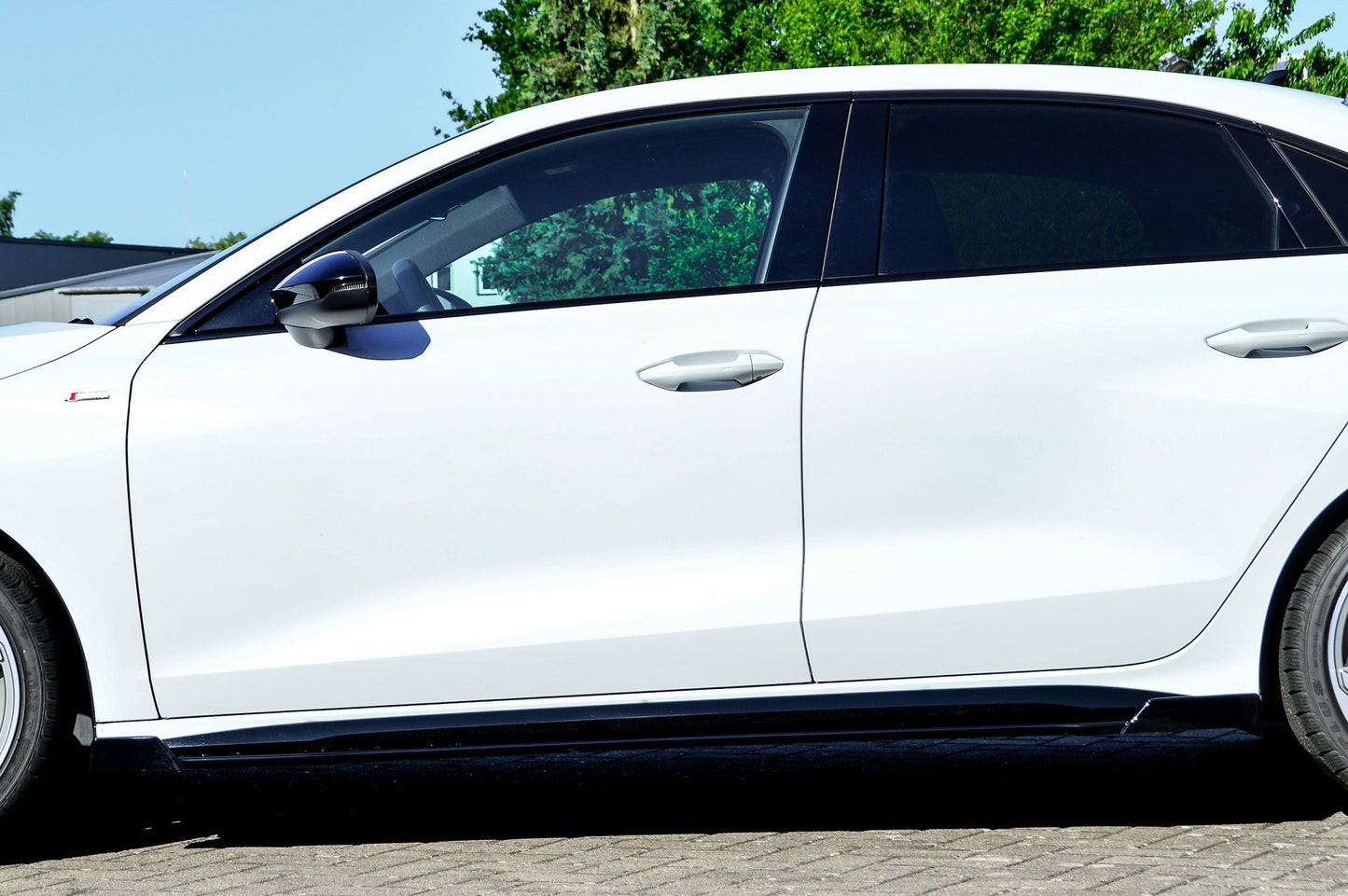 CUP Seitenschwellersatz mit Wing vorne/hinten Audi A3, 8Y Schwarz Glanz