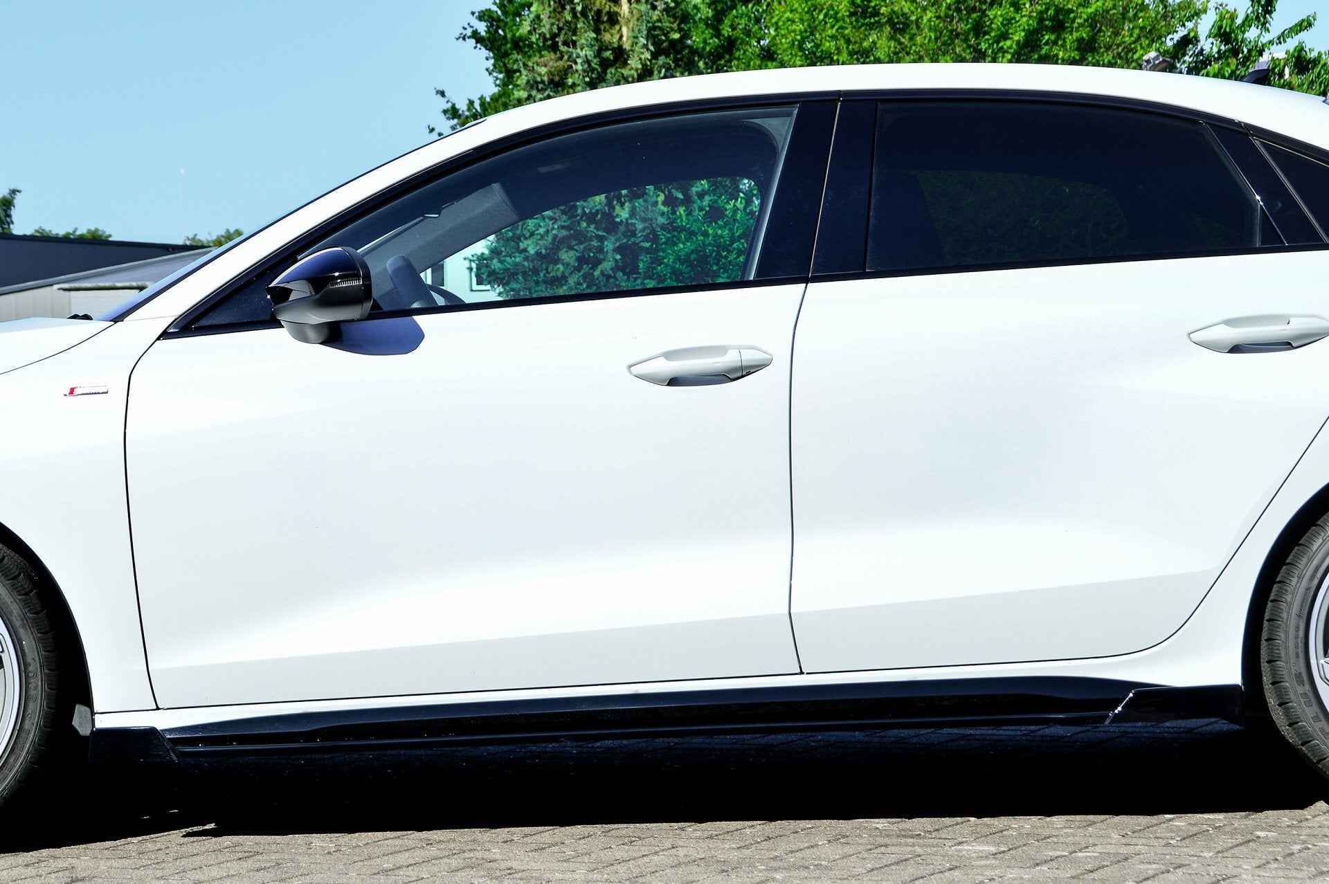 CUP Seitenschwellersatz mit Wing vorne/hinten Audi A3, 8Y Schwarz Matt