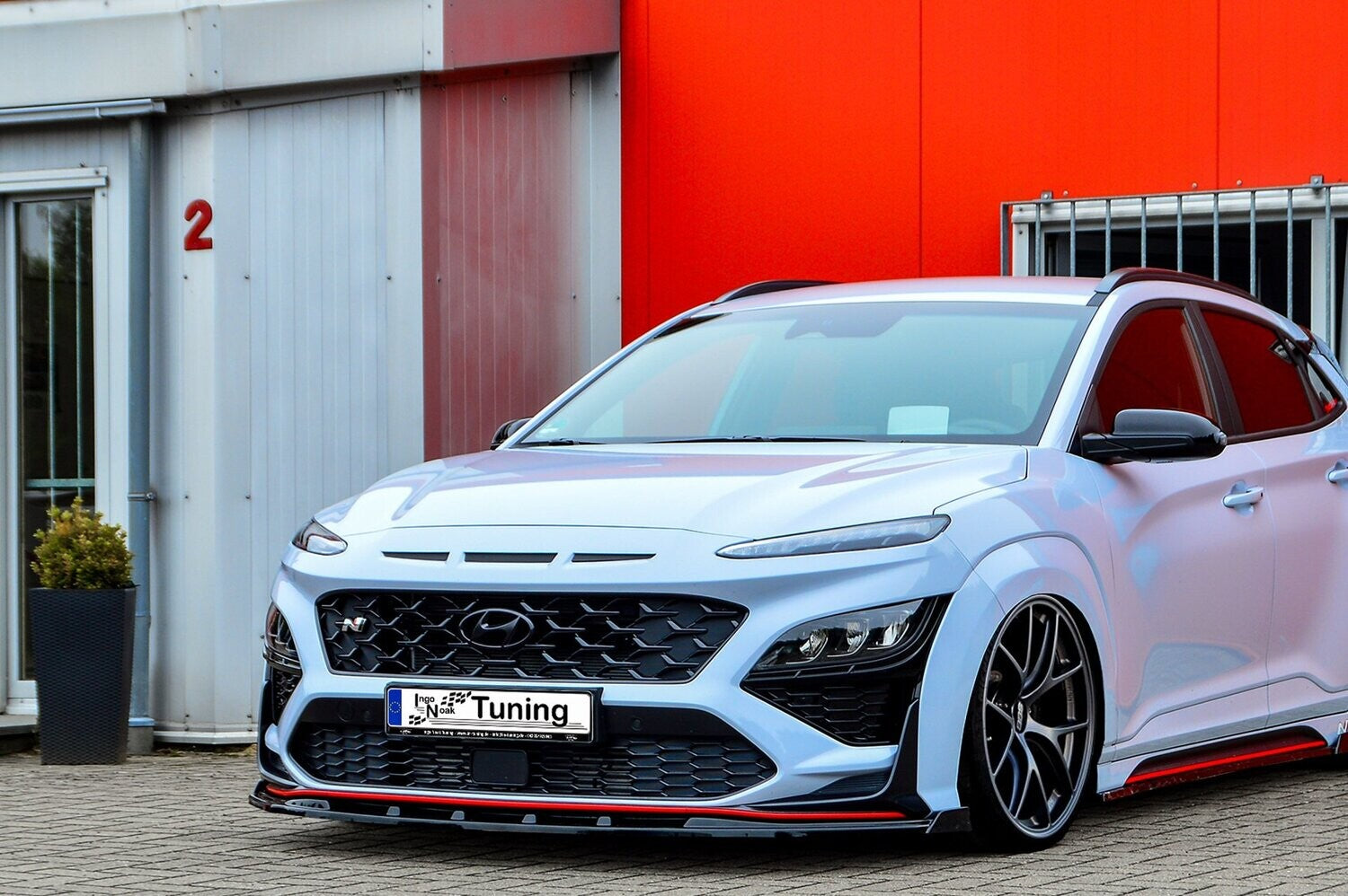 CUP Frontspoilerlippe ABS mit Flaps Hyundai Kona N ab Bj.: 2020- Schwarz Glanz