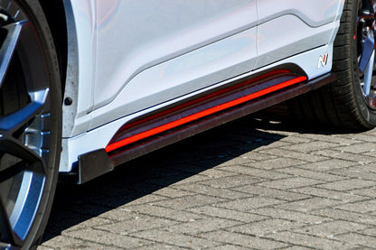 CUP Seitenschwellersatz mit Wing vorne Hyundai Kona N Schwarz Glanz
