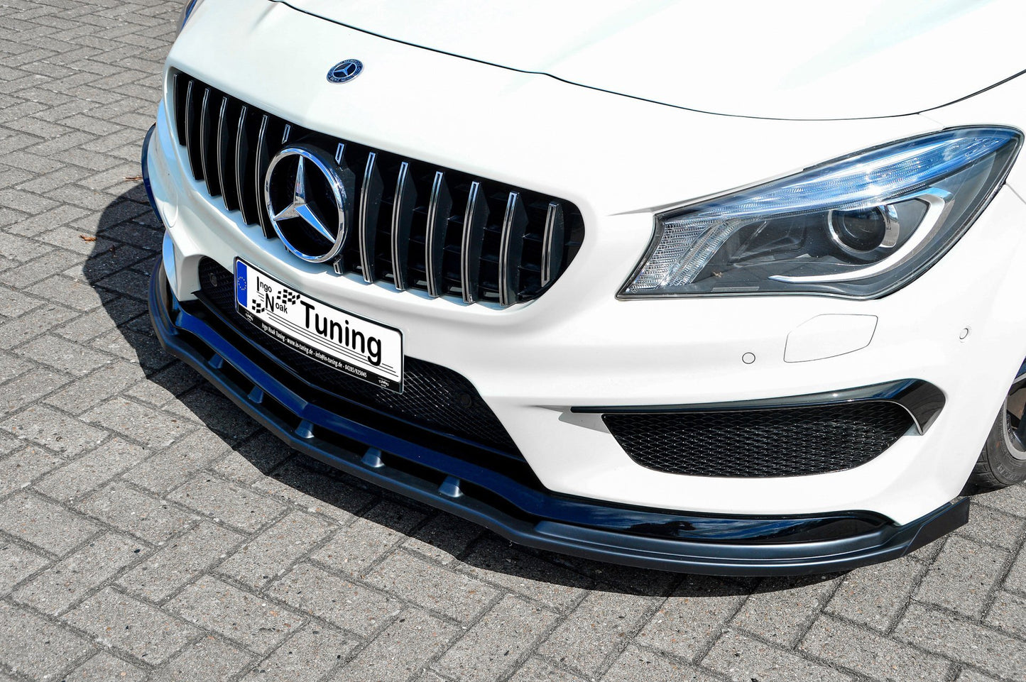 CUP Frontspoilerlippe mit Seitenwing Mercedes Benz CLA C117 / 245G Schwarz Glanz