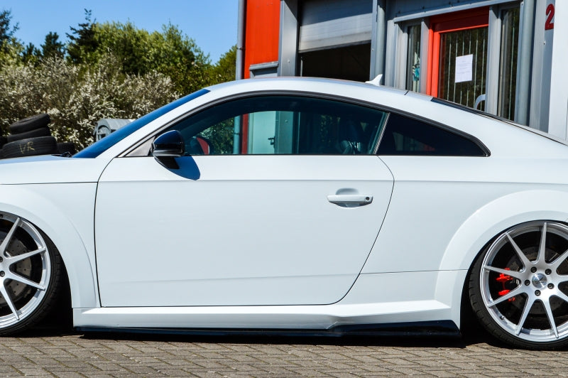 CUP Seitenschweller Wing Audi TT 8S Bj.: 2014-2018 Schwarz Glanz
