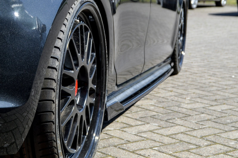 CUP 3 Seitenschweller Volkswagen Golf 7 GTI Clubsport Schwarz Glanz