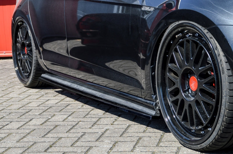 CUP Seitenschweller Volkswagen Golf 7 GTI Clubsport Schwarz Matt