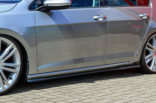 Seitenschwellersatz mit Wing Volkswagen Golf 7 Typ AU Schwarz Glanz