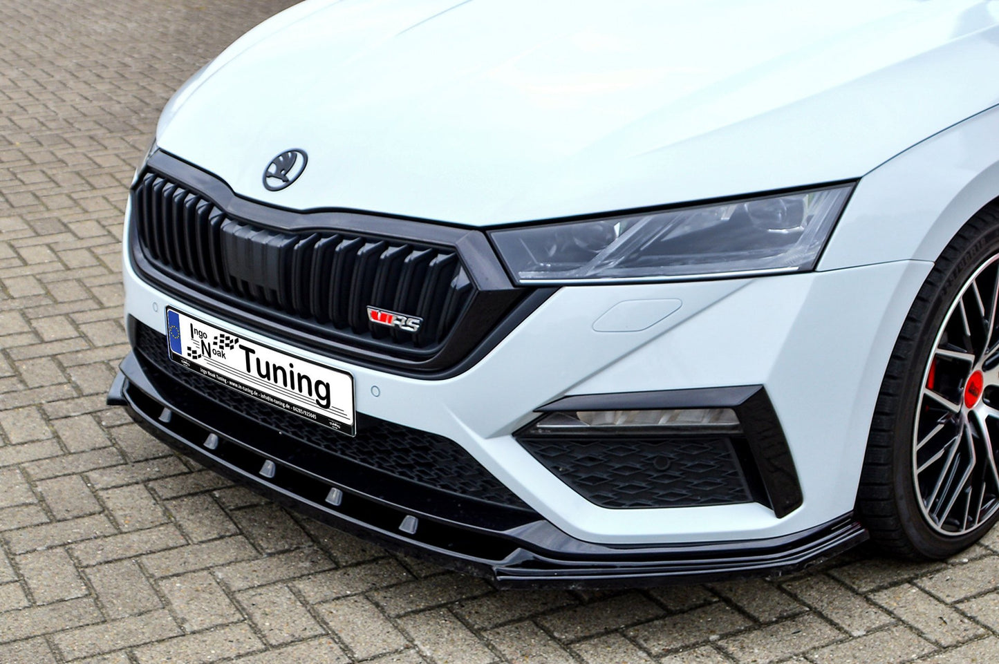 CUP Frontspoilerlippe ABS Skoda Octavia RS, NX, Limousine Schwarz Glanz