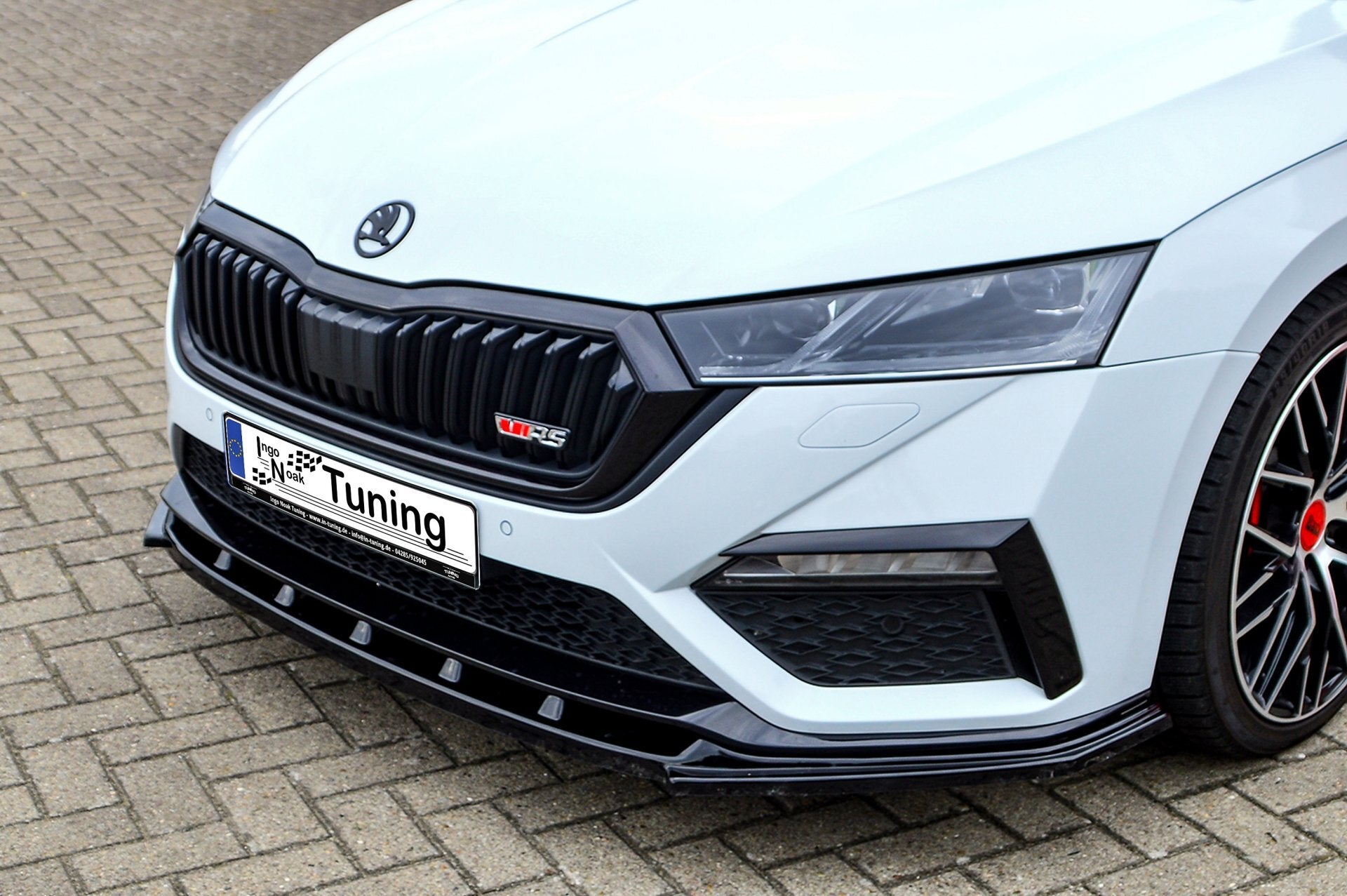 CUP Frontspoilerlippe ABS Skoda Octavia RS, NX, Limousine Schwarz Glanz