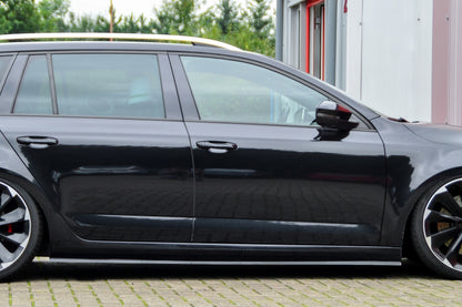 CUP Seitenschwellersatz Skoda Octavia RS 5E ab Bj.: 2016- Carbon
