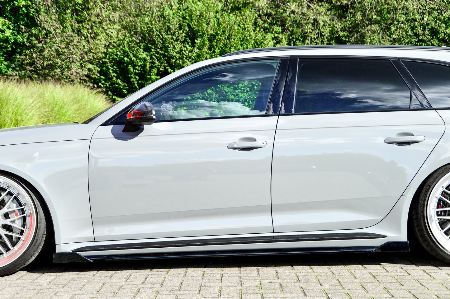 Seitenschwellersatz mit Wing Audi RS4, B9, Avant Bj.: 2017-2020 Carbon
