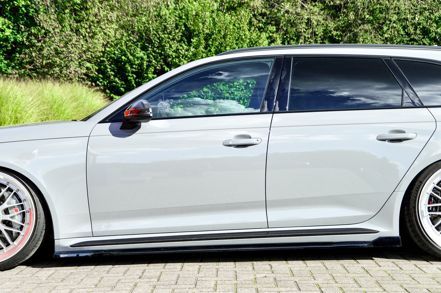 Seitenschwellersatz mit Wing Audi RS4, B9, Avant Bj.: 2017-2020 Carbon