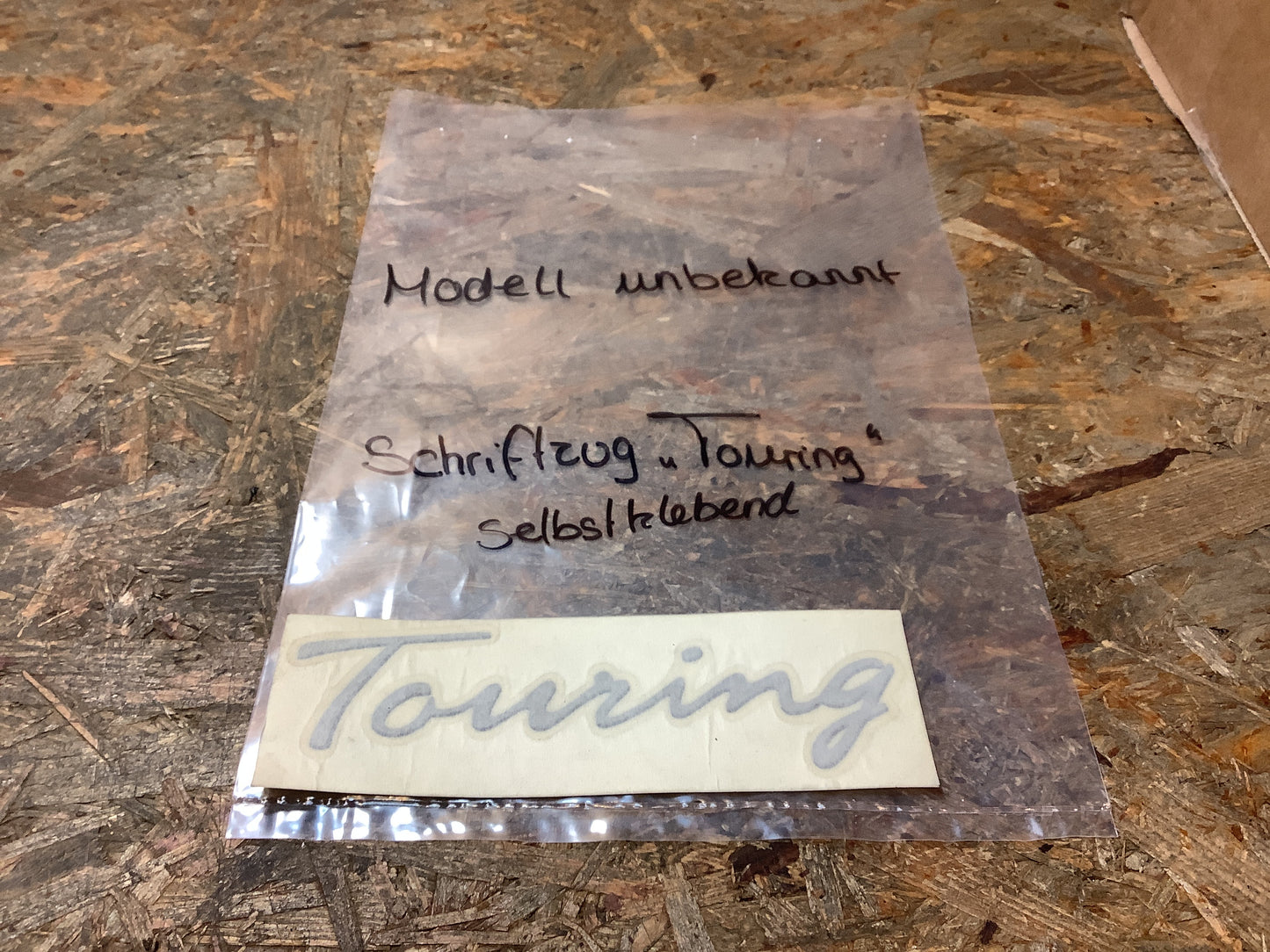 Schriftzug „Touring“ selbstklebend Original NEU