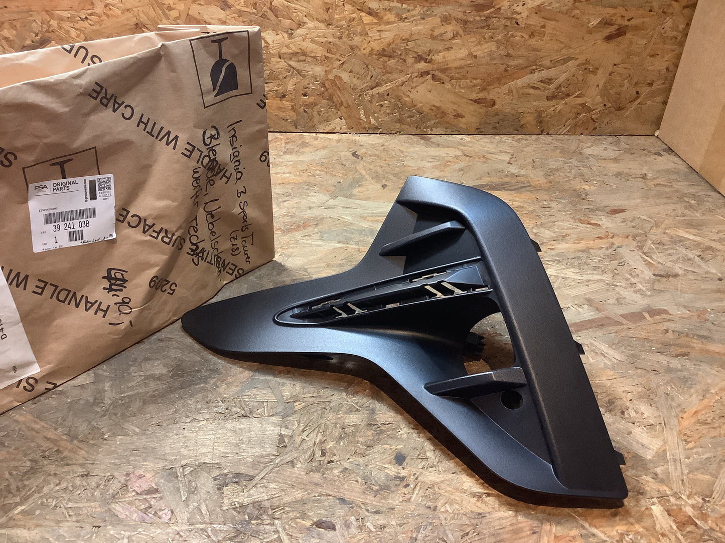 Insignia B Sports Tourer (Z18) Blende Nebelscheinwerfer rechts Original PSA Groupe NEU