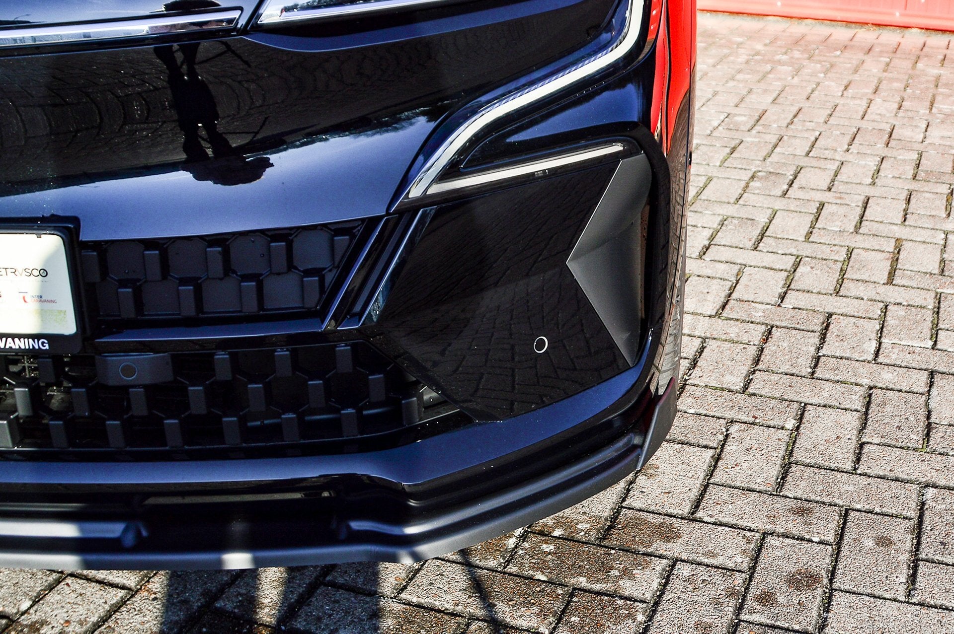 CUP Frontspoilerlippe mit Seitenwing Renault Megane E-Tech Elektric Typ: RCB Schwarz Glanz