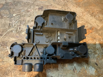 VW Golf 2 Lampenträger hinten links Original VW NEU