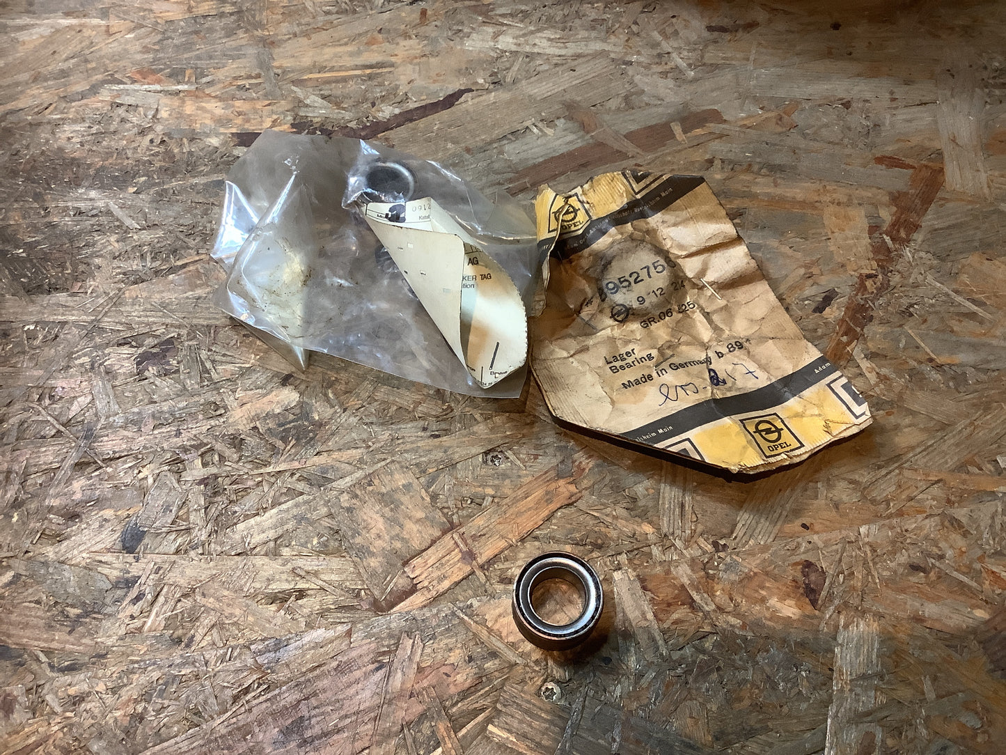 Opel Admiral B, Diplomat B Lenkspindellager oben Original Opel NEU