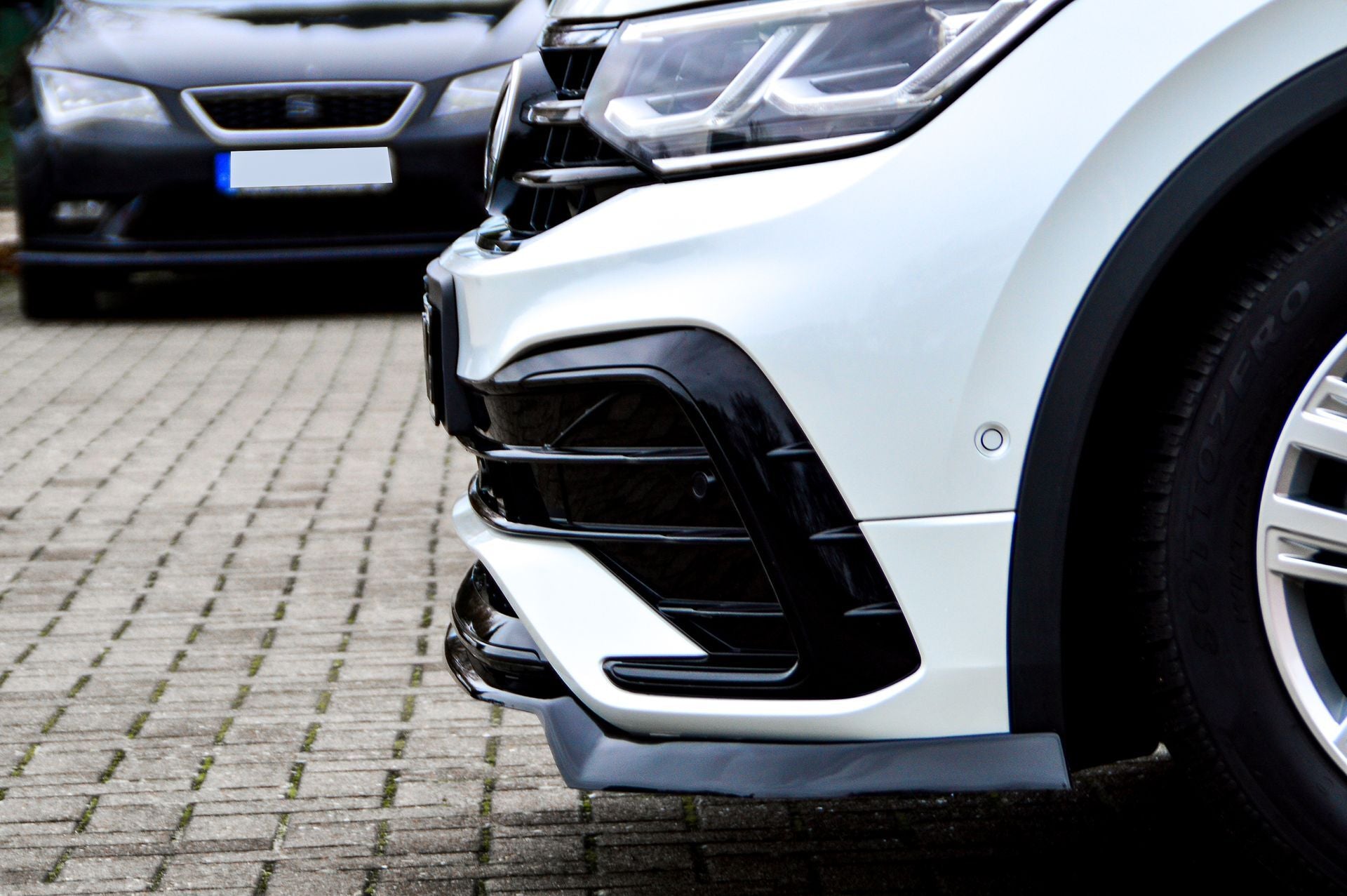 CUP Frontspoilerlippe ABS Volkswagen Tiguan 2 Typ AD1 Schwarz Glanz