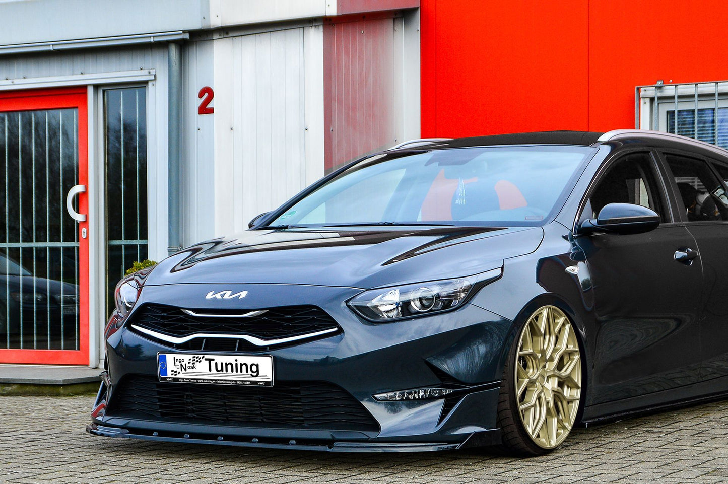 CUP Frontspoilerlippe ABS mit Seitenwing Kia Ceed SW CD Bj.:2021- Schwarz Glanz