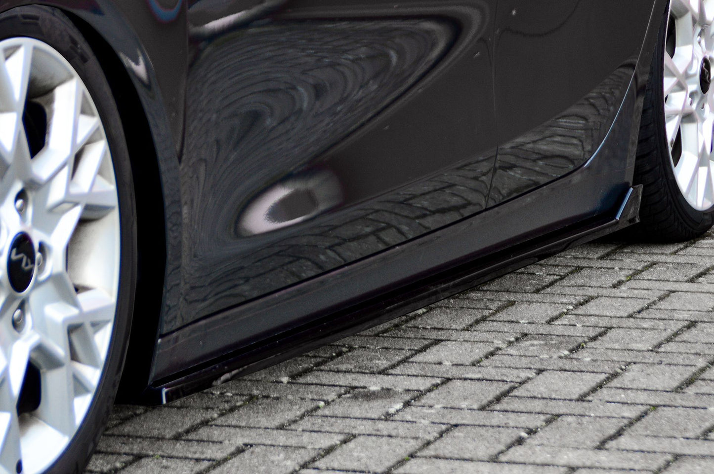 CUP Seitenschwellersatz mit Wing hinten Kia Ceed CD Bj.:2021- Carbon