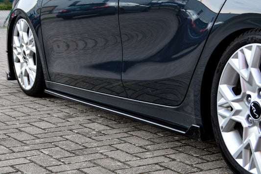 CUP Seitenschwellersatz mit Wing hinten Kia Ceed SW CD Bj.:2021- Carbon