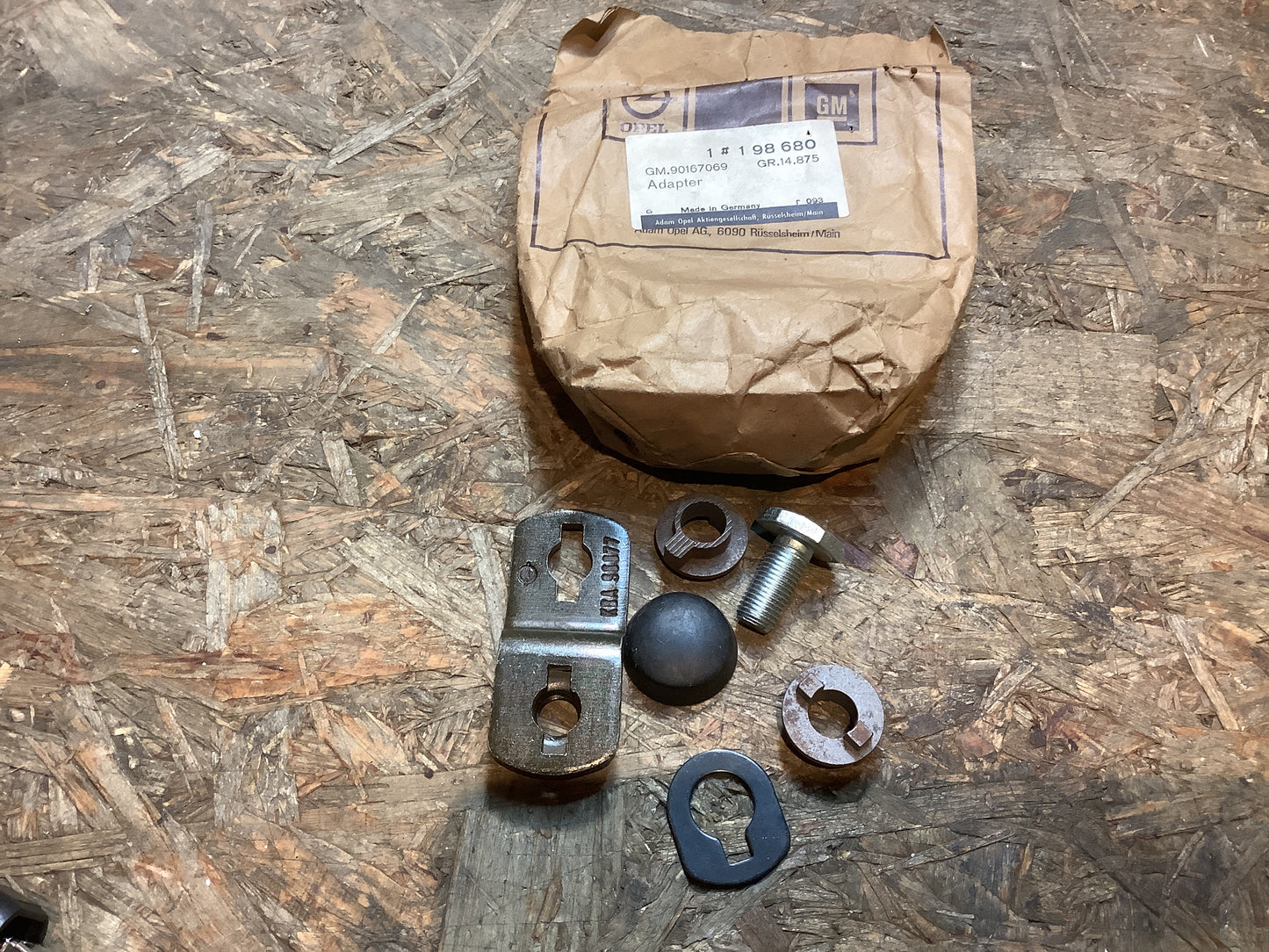 Ascona C Gurt Adapter vorne (Kit) Original Opel GM NEU