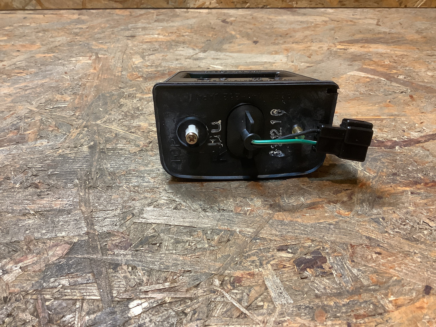 Mitsubishi Colt Lancer Kennzeichenleuchte rechts Original NEU