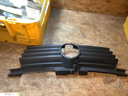 VW Bora Bj. 1998-2013 Kühlergrill Original VW NEU