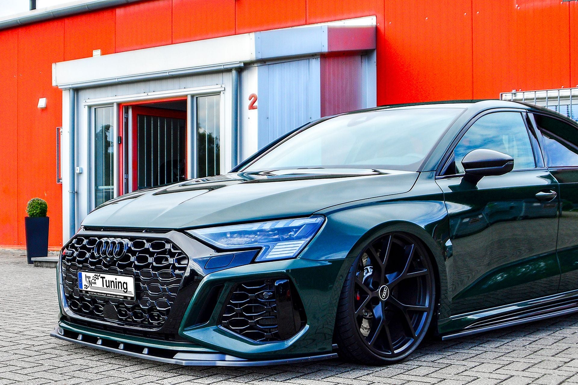 CUP Frontspoilerlippe ABS Audi RS3, 8Y, Sportback Ab Bj.: 2020 - Schwarz Glanz