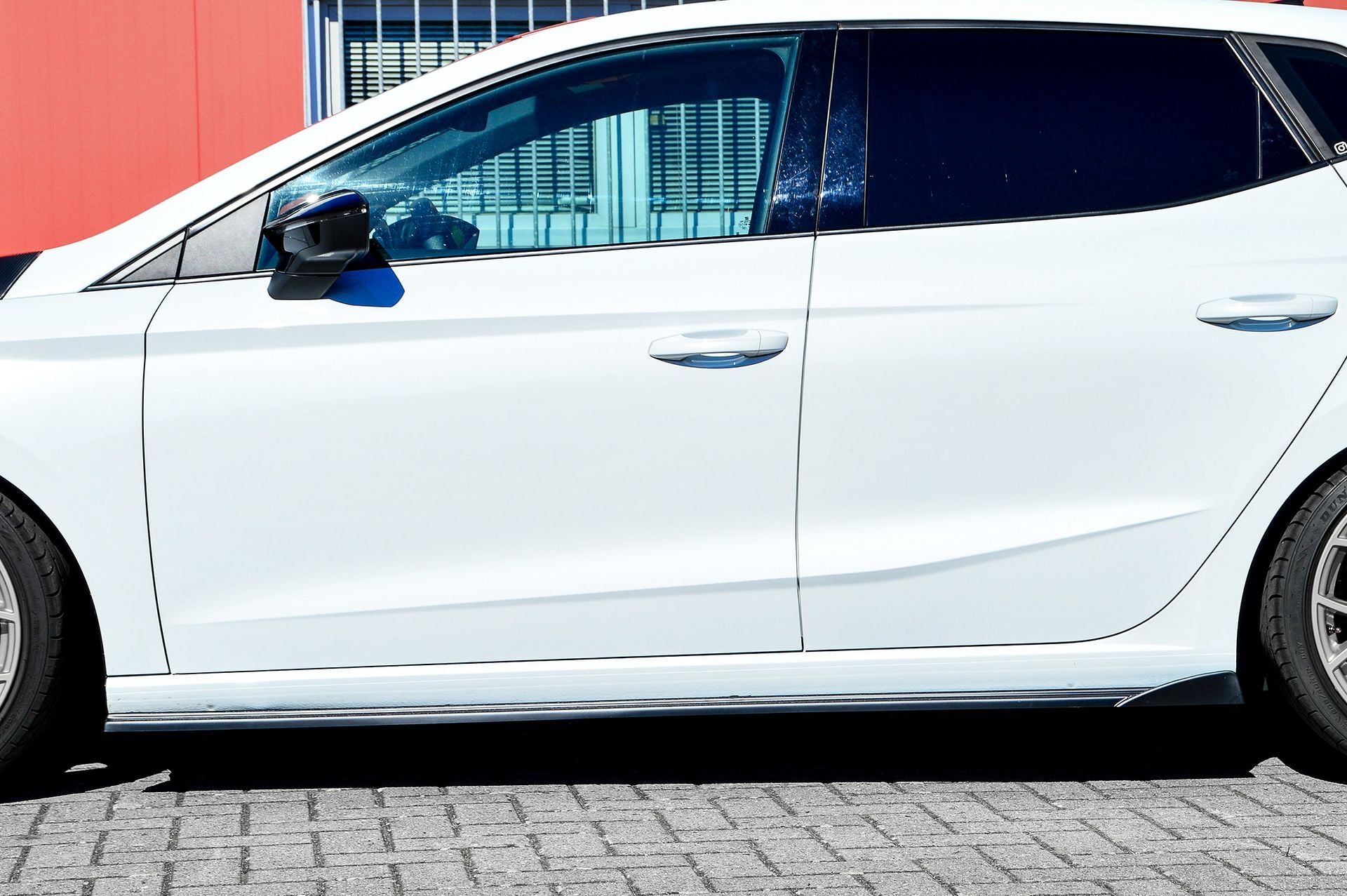 Seitenschwellersatz mit Wing Seat Ibiza 5 6F KJ Bj.:2017-2021 Carbon
