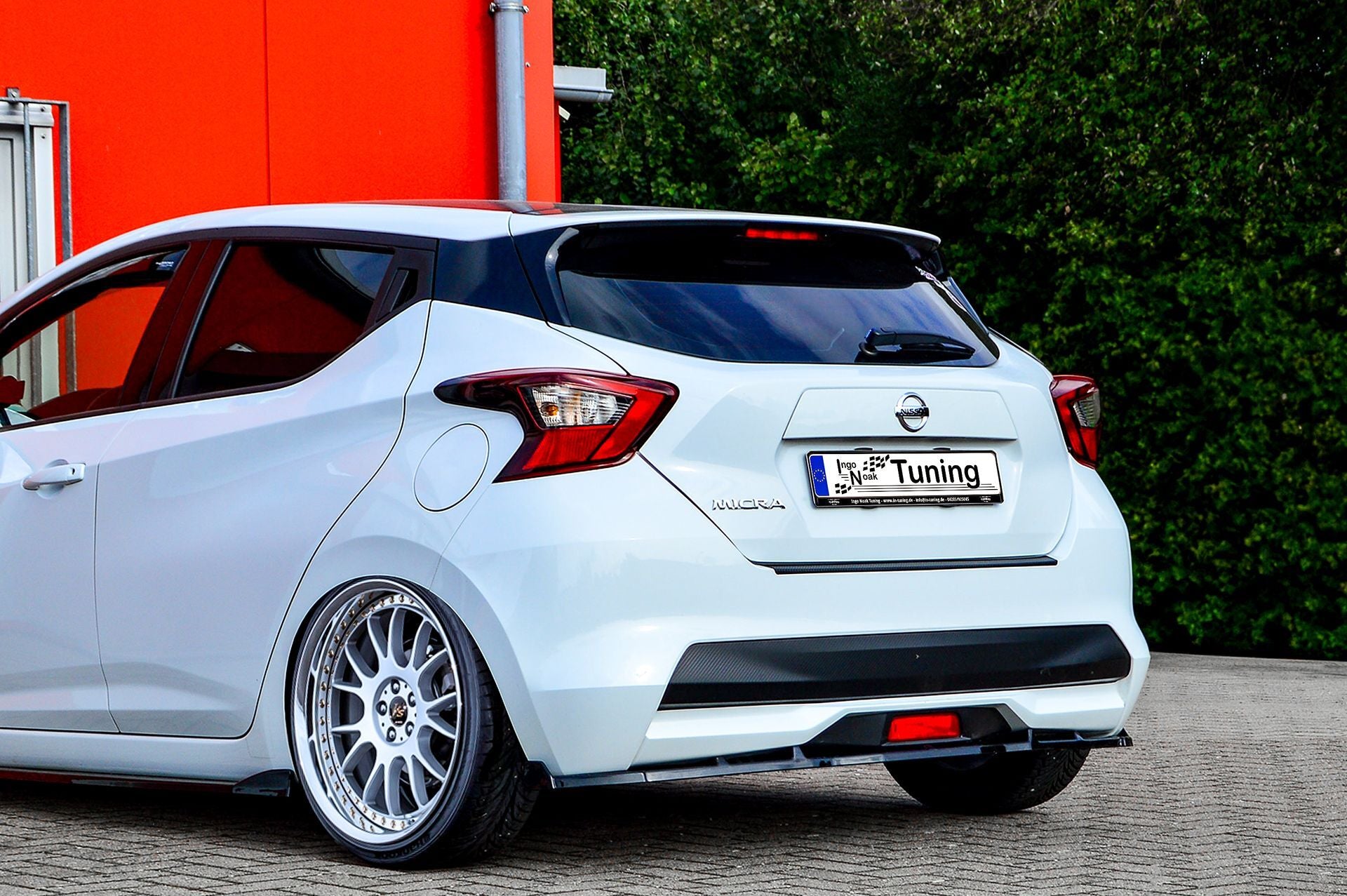 CUP Heckansatz ABS mit Seitenwing Nissan Micra K14 Bj.:2017-2022 Carbon