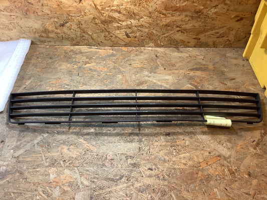 Ford Fiesta (Be256, MK5)  - Ford Focus (MK1) Frontschürze, Kühlergrill Original Ford NEU