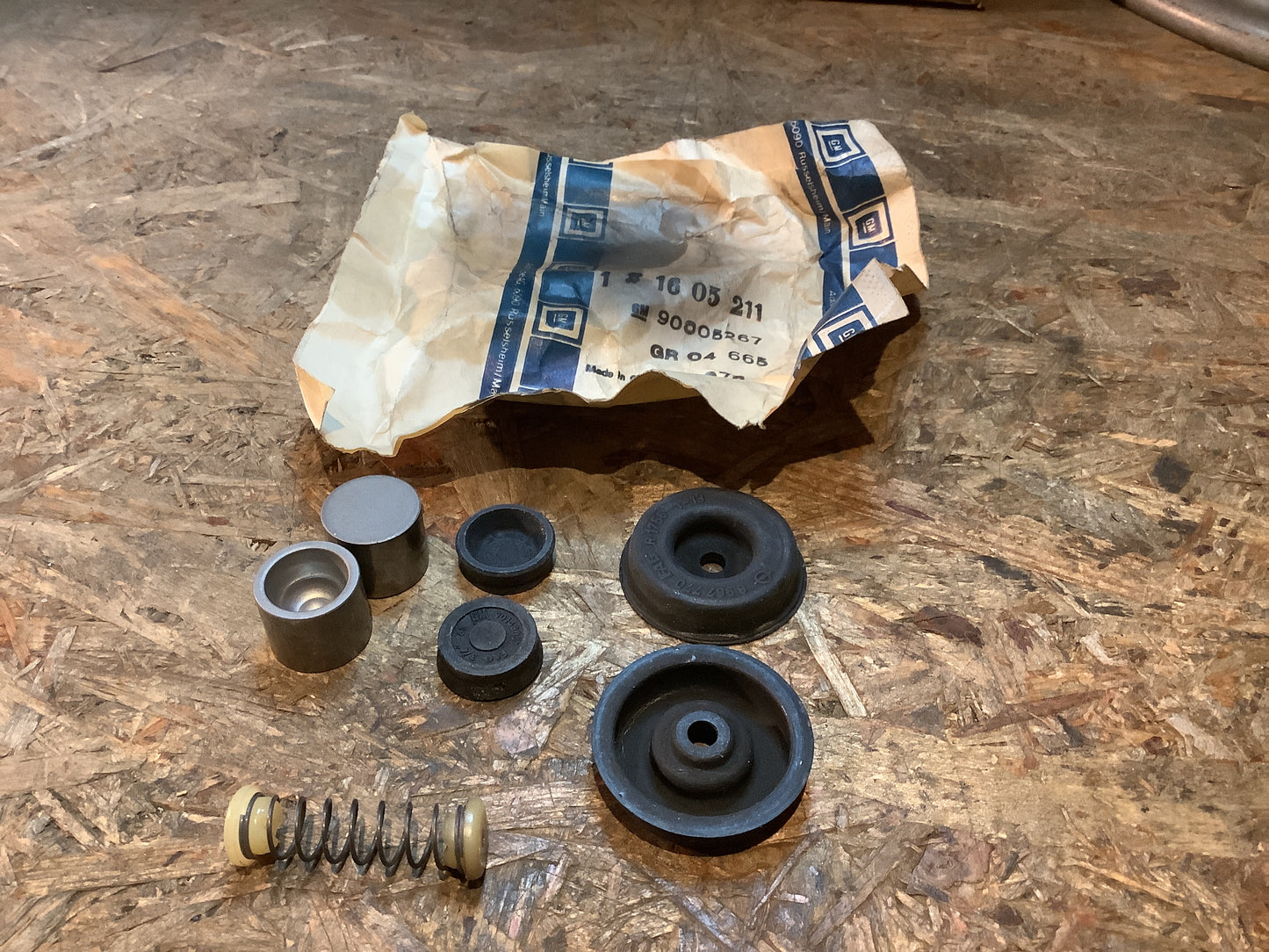 Opel Rekord E Reperatursatz Radbremszylinder Original GM NEU