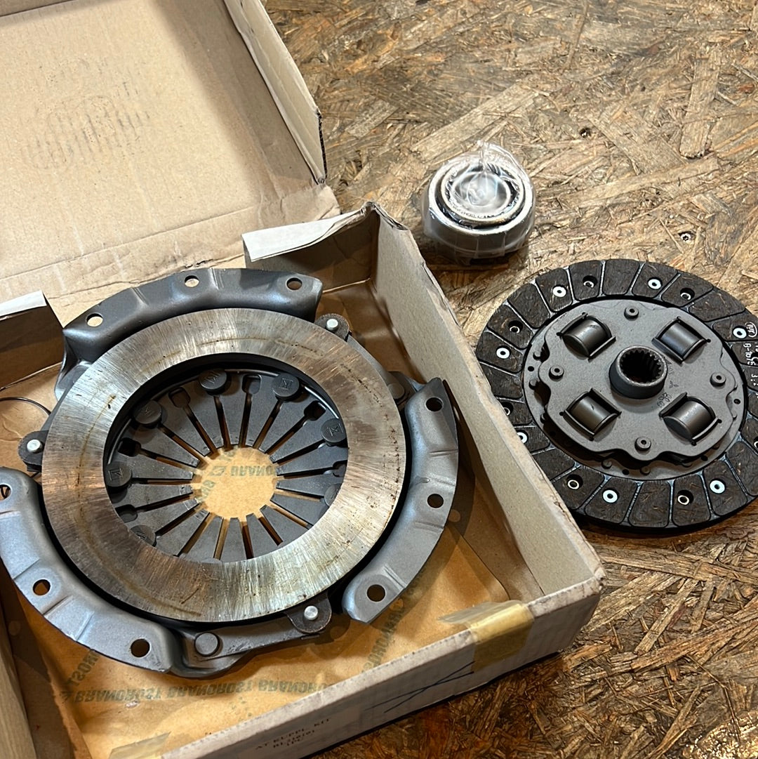 Original Mitsubishi Kupplungssatz Colt 78-84 Colt 2 Lancer Cordia