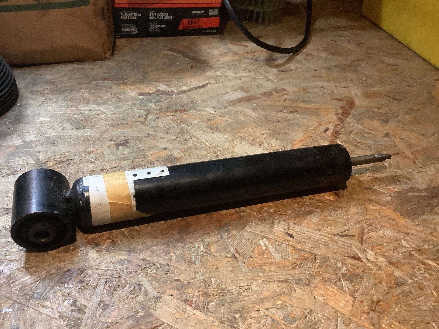 VW Käfer 1302/1303 bis 1973 Stoßdämpfer Original VW NEU