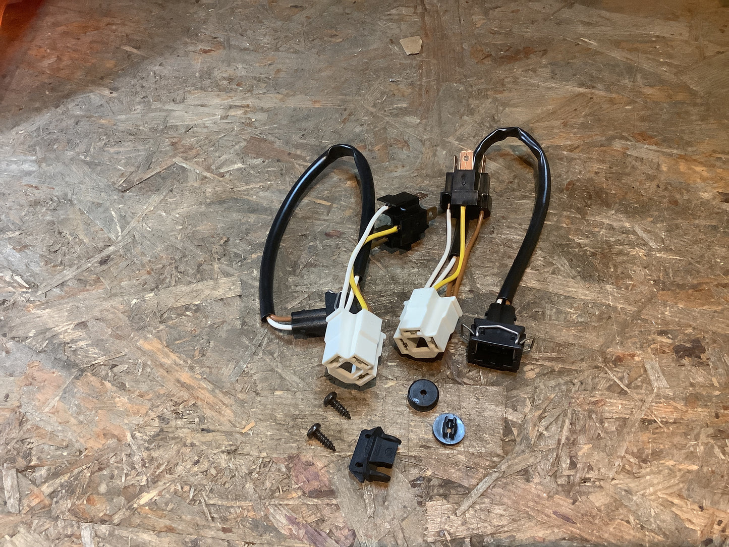 VW Käfer ab 08/60, VW Bus T1,T2,T3 Steckersatz Scheinwerfer Original Vw Audi NEU