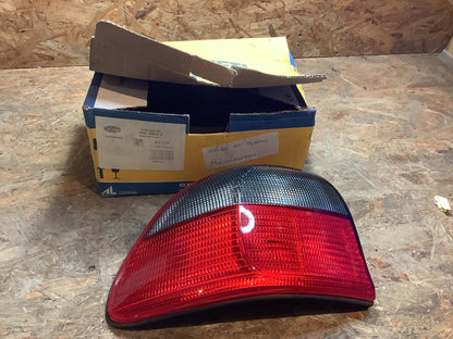 Opel Omega Bj. 94 Rückleuchte links Original Magneti Marelli NEU