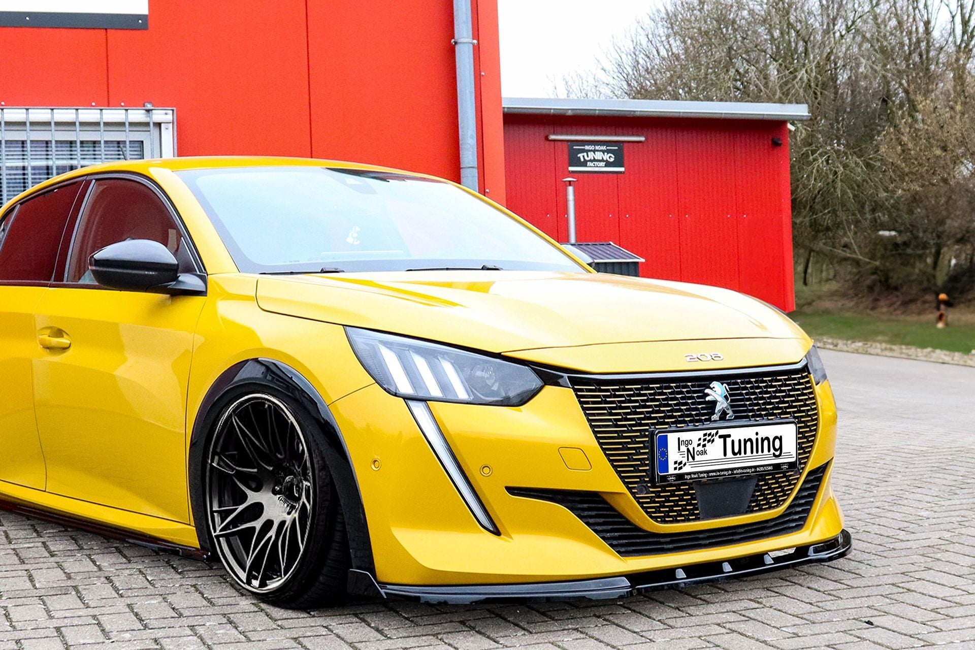 CUP Frontspoilerlippe mit Wing ABS Peugeot 208 + e208 ,GT, GT-Line Schwarz Matt