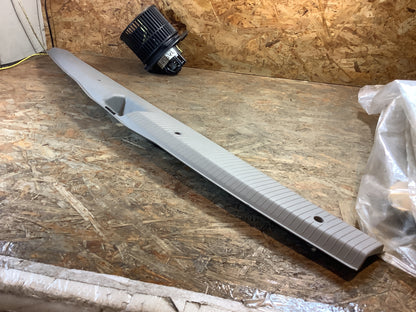 Opel Omega B Caravan Laderaumabdeckung Original GM NEU