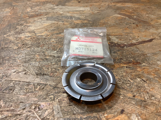 Mitsubishi Mirage Sedan, C13A Distanzstück M/T-Eingangswelle Original Mitsubishi NU