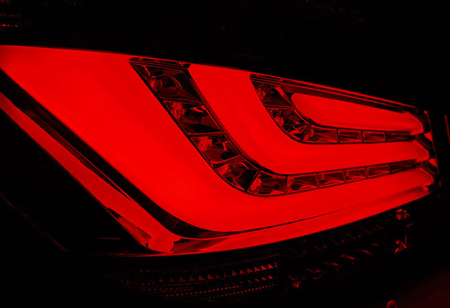 Tuning-Tec LED Lightbar Rückleuchten für BMW 5er E60 Limousine 03-07 rot/klar