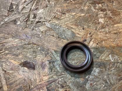 Mitsubishi Lancer, Pajero Ölpumpen-Dichtung Original Mitsubishi NEU