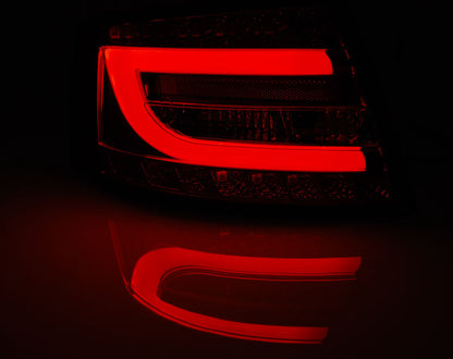 Tuning-Tec LED Lightbar Rückleuchten für Audi A6 4F (C6) 04-08 Limousine rot/klar (7Pin)